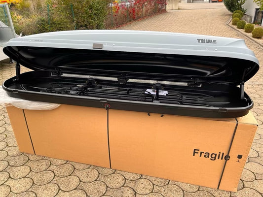 THULE PACIFIC 700 TITAN AEROSKIN & DOPPELSEITIGE ÖFFNUNG